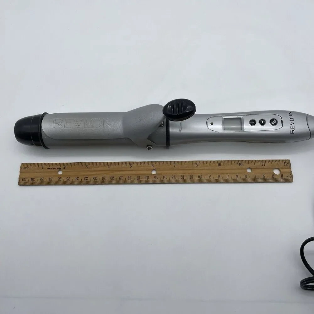 Revlon Model RV 078 Large Barrel Curling Iron Styling Wand 1 1/2